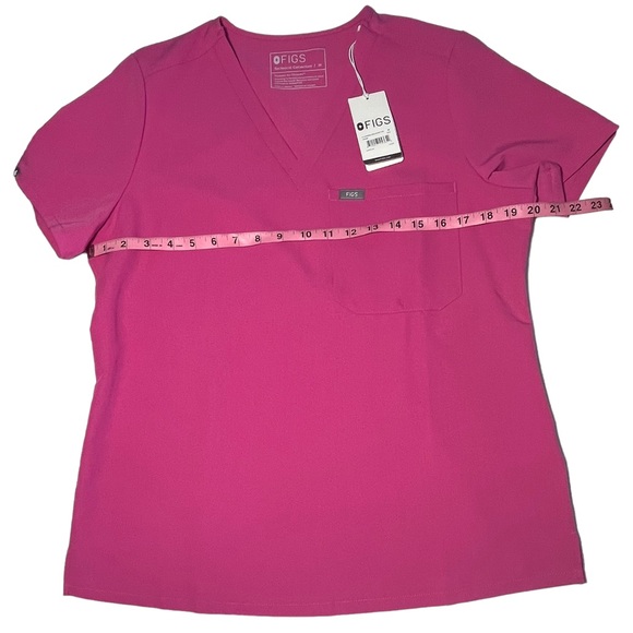 Sold!💗💜FIGS Catarina One-Pocket Scrub Top Limited Electric Orchid  Medium NWT - Picture 5 of 11